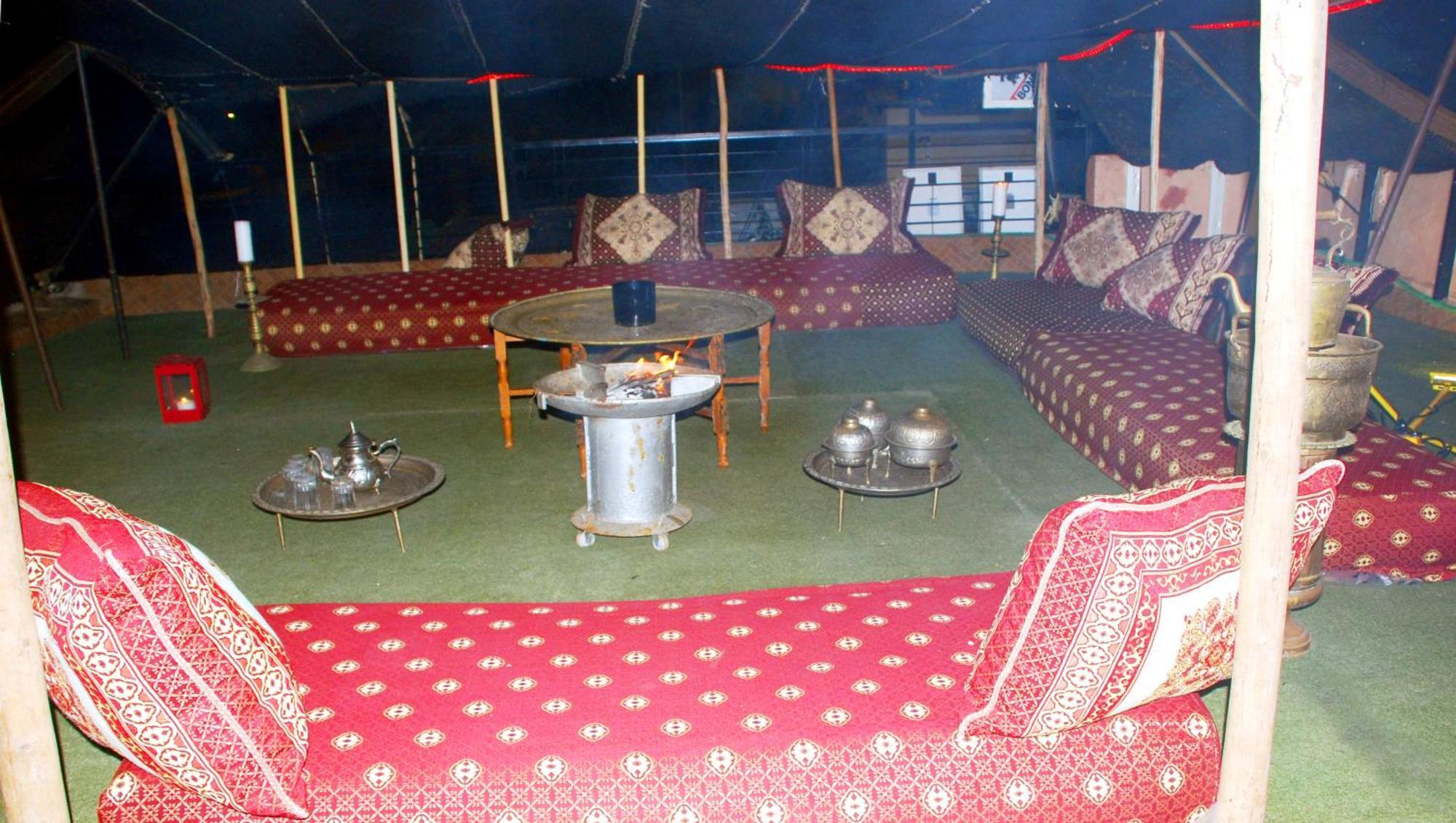 Dar Lghzal Special Offer In Rabat Winner Of Guest Experience 2025 Awards Traditional Sahrawi And Berber Privative Villa With Swimming Pool Jacuzzi Sea View And On Site Restaurant Ideal For Family And Groups In Rabat'S Center No Car Required Dış mekan fotoğraf