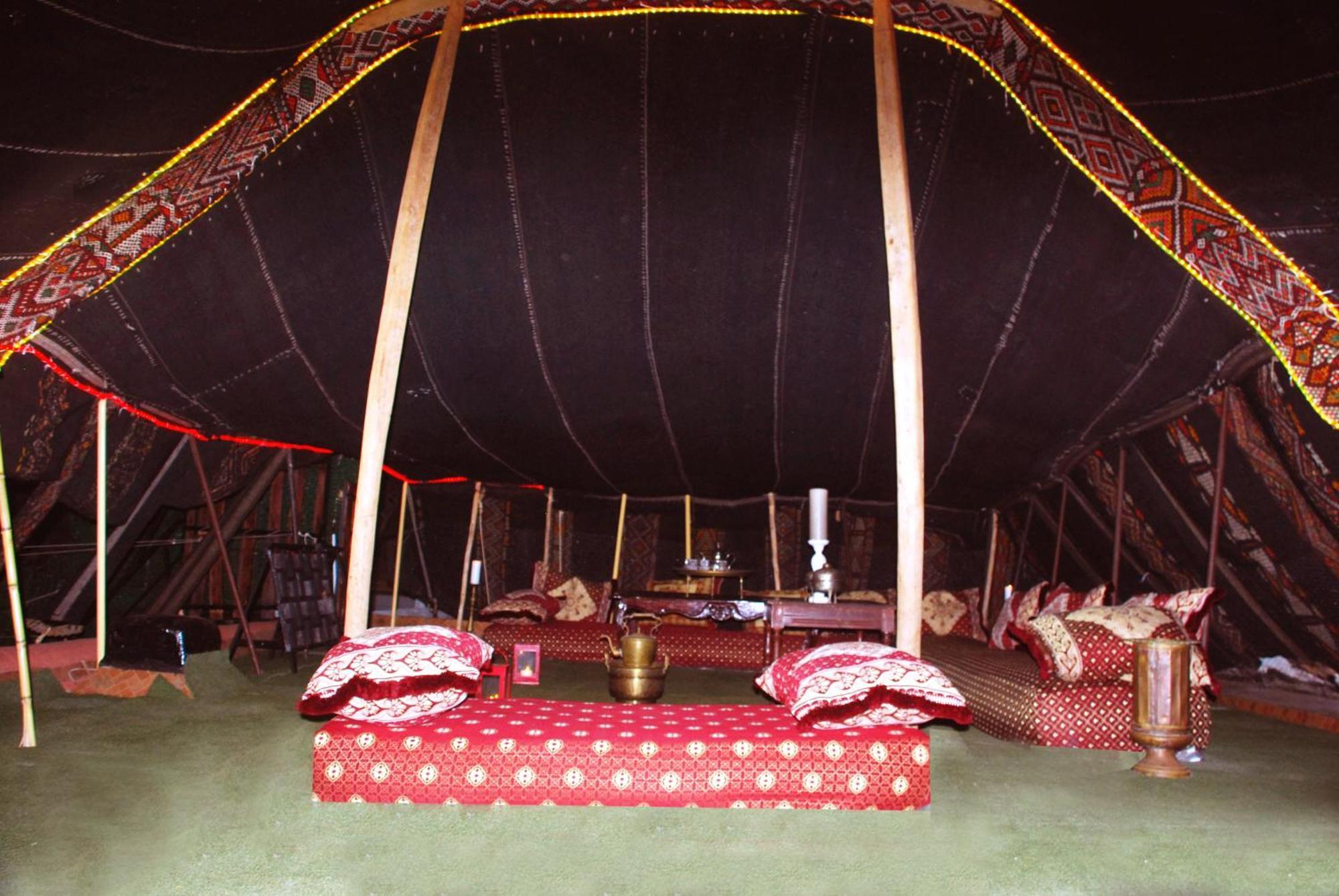 Dar Lghzal Special Offer In Rabat Winner Of Guest Experience 2025 Awards Traditional Sahrawi And Berber Privative Villa With Swimming Pool Jacuzzi Sea View And On Site Restaurant Ideal For Family And Groups In Rabat'S Center No Car Required Dış mekan fotoğraf